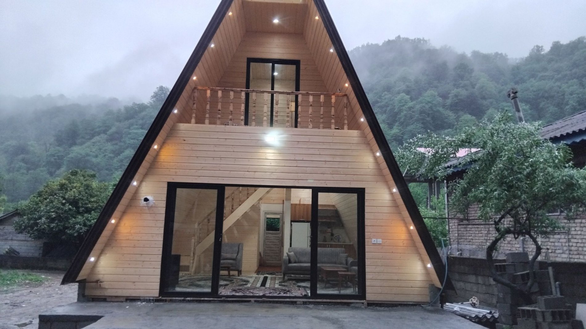 ماه عسل در کلبههای گیلان