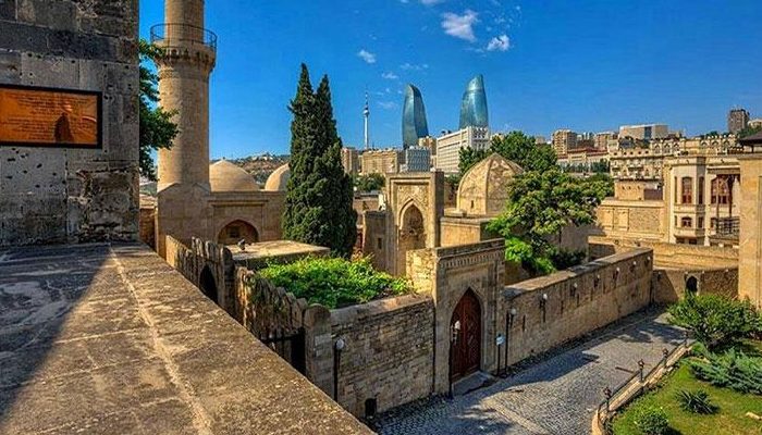 جاذبه های دیدنی باکو ایچری شهیر باکو,جاذبه های دیدنی باکو,قلعه دختر باکو
