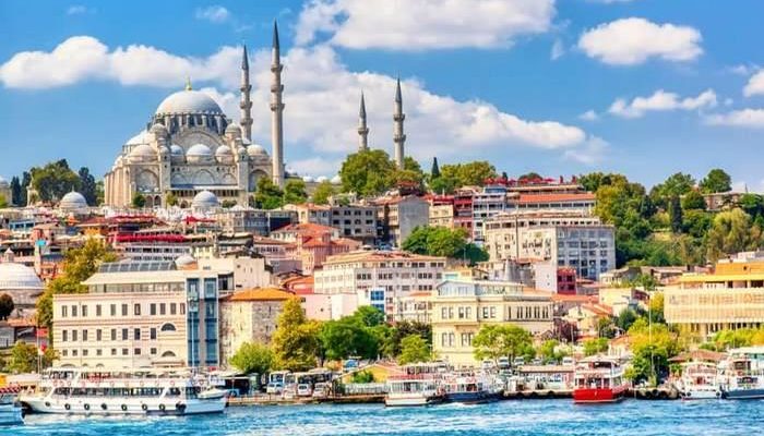 بهترین مقاصد سفر در ژانویه مقاصد پر بازدید جهان در ژانویه,جاذبه های معروف دبی,جاهای دیدنی استانبول