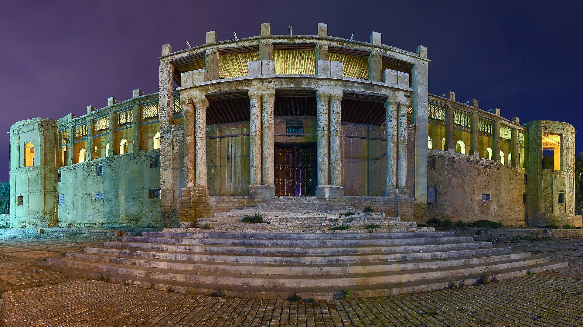 بوشهر در آغوش خلیج فارس